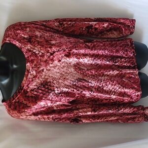 Project RUNWAY Red Snake Print Blouse. M, stretchy, elastic waist band